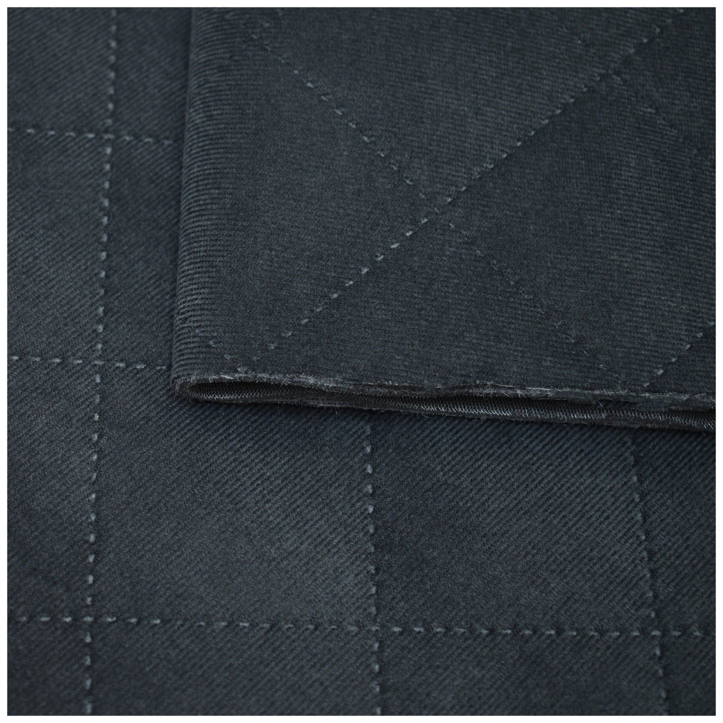 MA-TR-Gepraegt-15-Graphite-_1